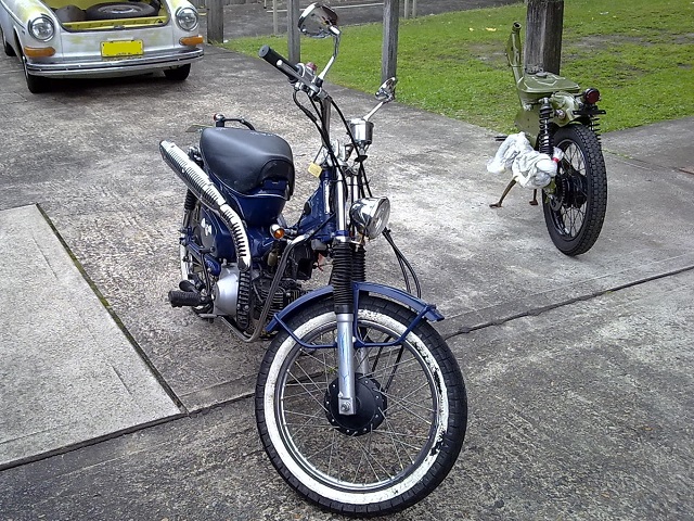 Custom Honda CT110 Postie Bike – Pinstriping Project